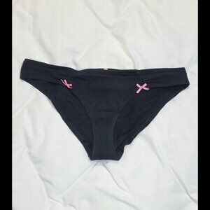 NWOT Pink by Victoria's Secret Low Rise Cheeky Black Bikini Panty Size M Cotton